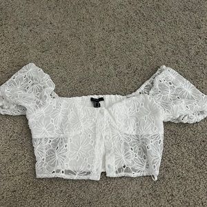 Forever 21 Lace Crop Top with Puff Sleeves and Button Front Sz M